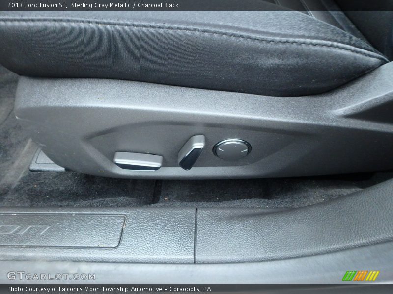 Sterling Gray Metallic / Charcoal Black 2013 Ford Fusion SE