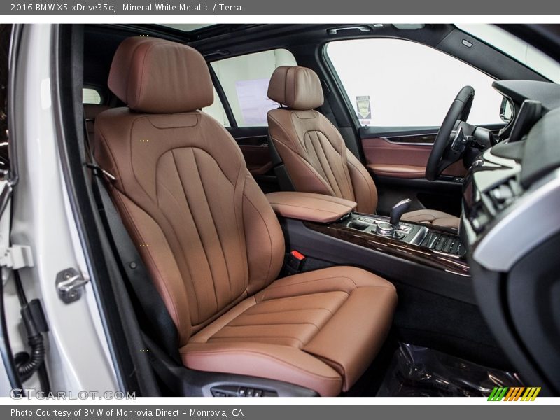  2016 X5 xDrive35d Terra Interior