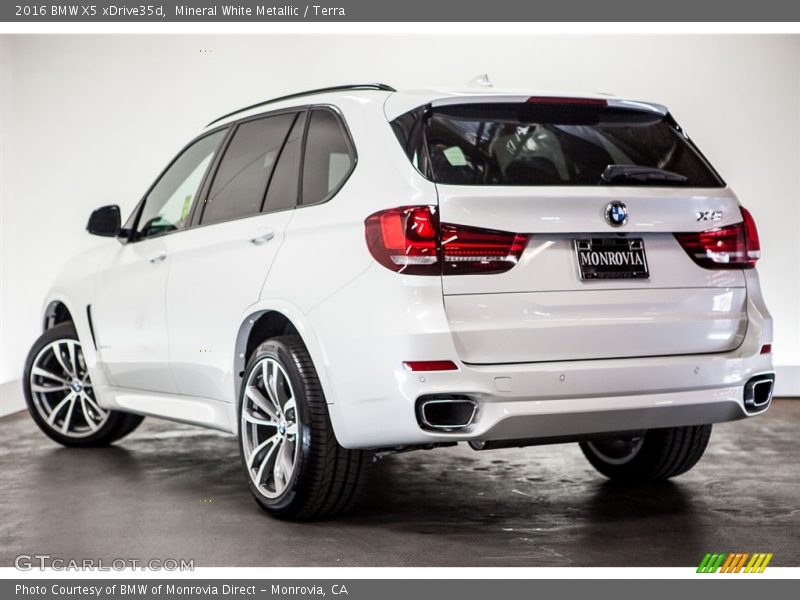 Mineral White Metallic / Terra 2016 BMW X5 xDrive35d
