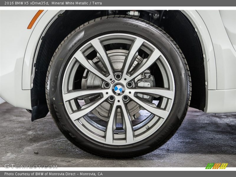 Mineral White Metallic / Terra 2016 BMW X5 xDrive35d