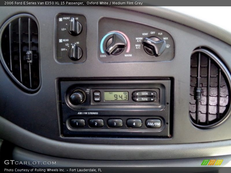 Oxford White / Medium Flint Grey 2006 Ford E Series Van E350 XL 15 Passenger