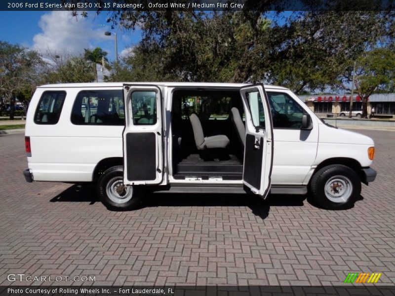 Oxford White / Medium Flint Grey 2006 Ford E Series Van E350 XL 15 Passenger