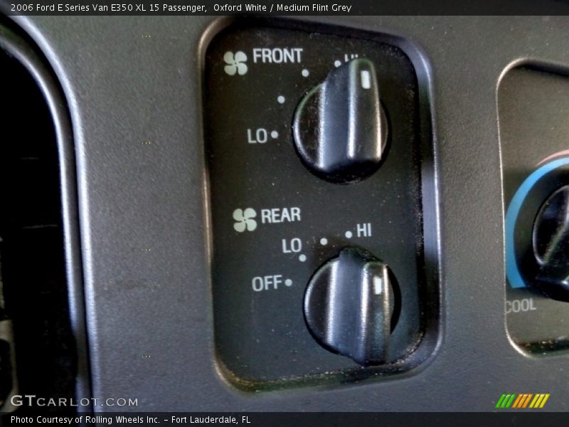 Oxford White / Medium Flint Grey 2006 Ford E Series Van E350 XL 15 Passenger