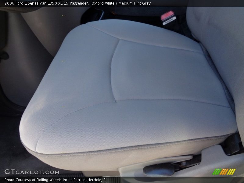 Oxford White / Medium Flint Grey 2006 Ford E Series Van E350 XL 15 Passenger