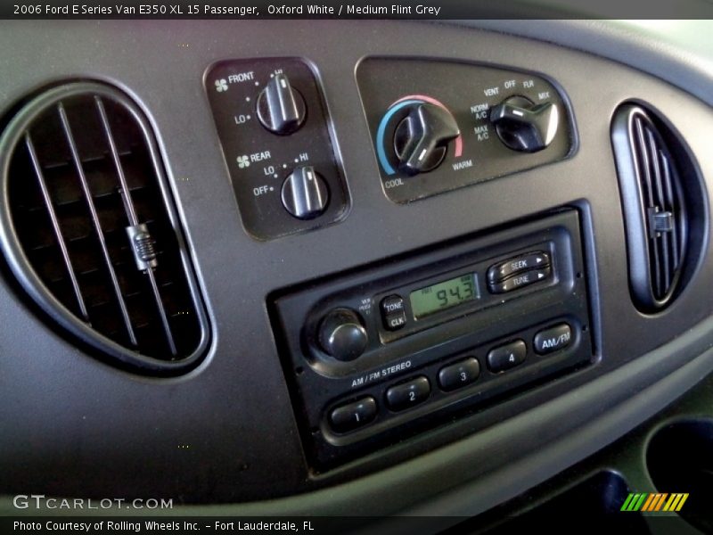 Oxford White / Medium Flint Grey 2006 Ford E Series Van E350 XL 15 Passenger