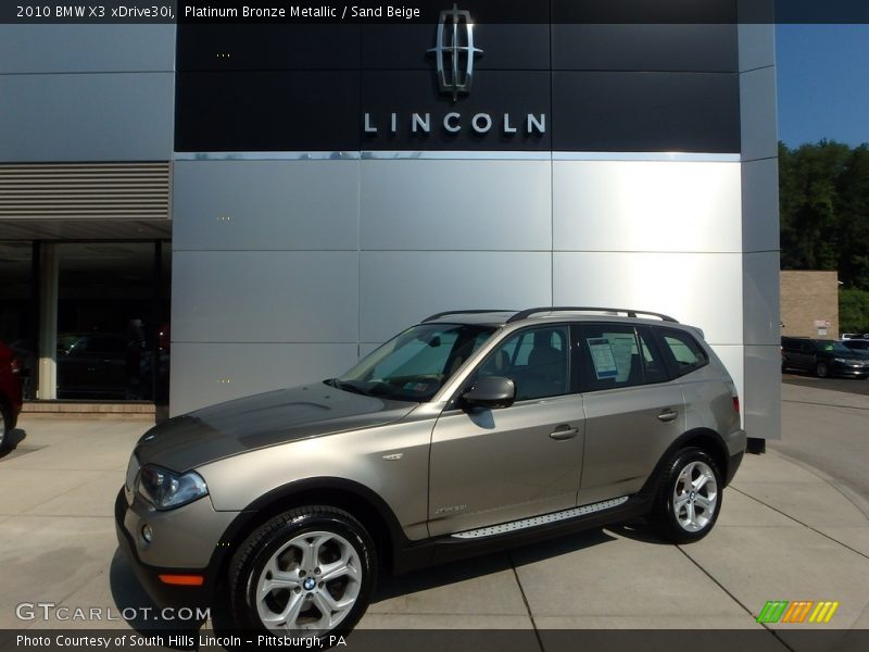 Front 3/4 View of 2010 X3 xDrive30i