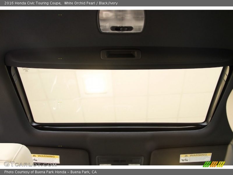White Orchid Pearl / Black/Ivory 2016 Honda Civic Touring Coupe