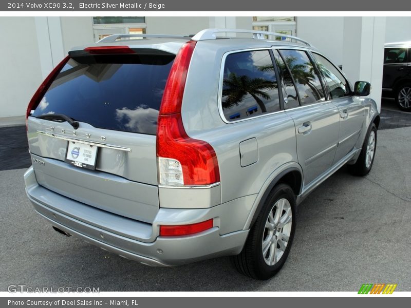 Electric Silver Metallic / Beige 2014 Volvo XC90 3.2