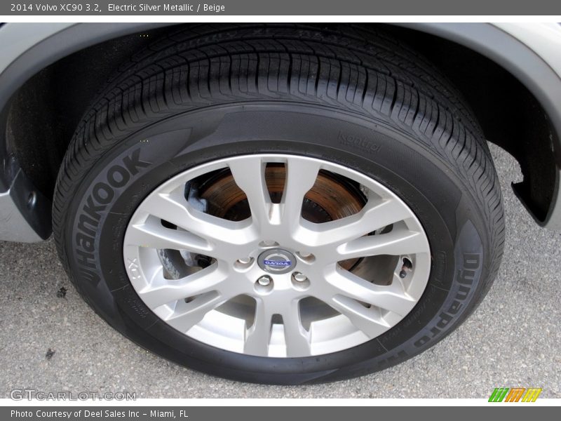 Electric Silver Metallic / Beige 2014 Volvo XC90 3.2