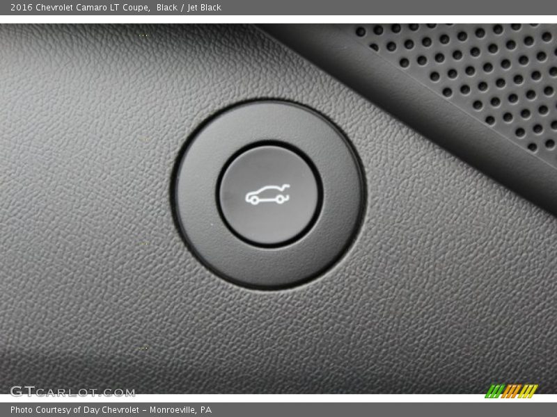 Black / Jet Black 2016 Chevrolet Camaro LT Coupe