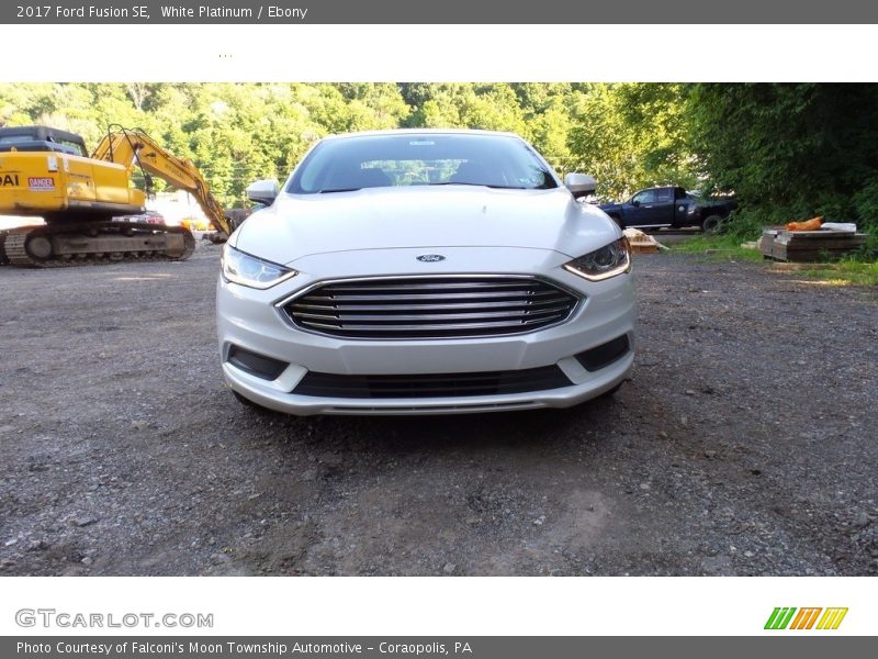 White Platinum / Ebony 2017 Ford Fusion SE