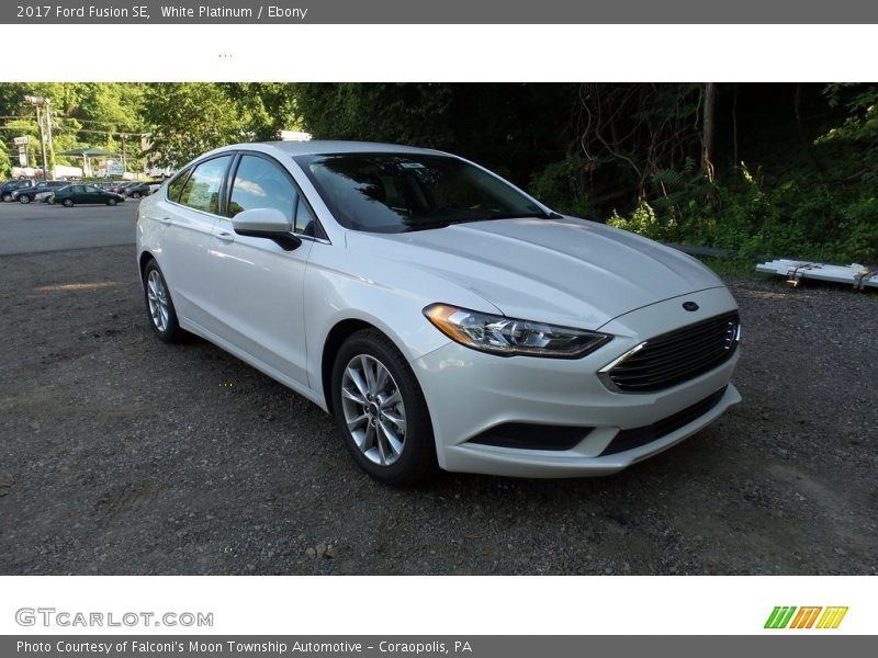 White Platinum / Ebony 2017 Ford Fusion SE