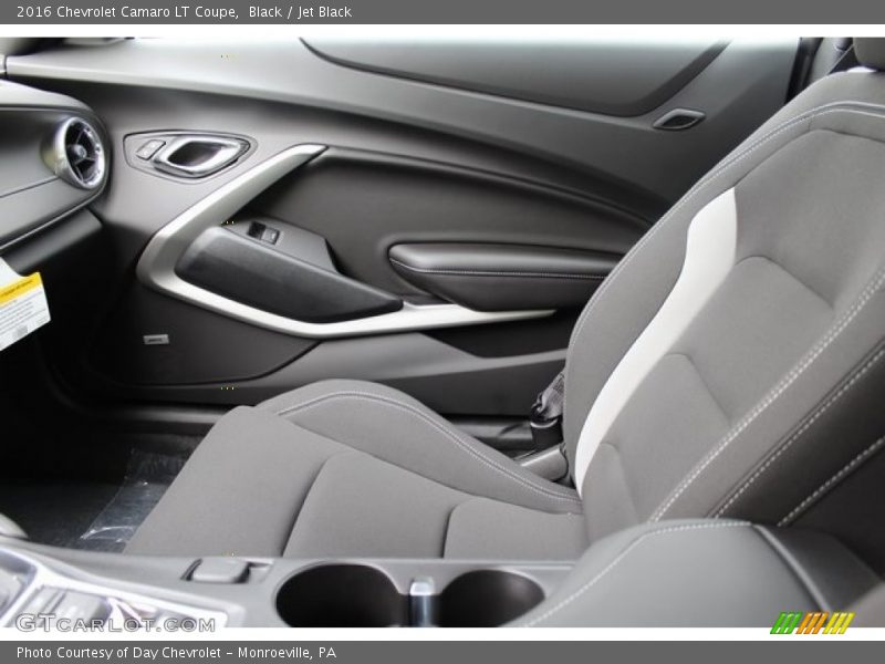 Black / Jet Black 2016 Chevrolet Camaro LT Coupe