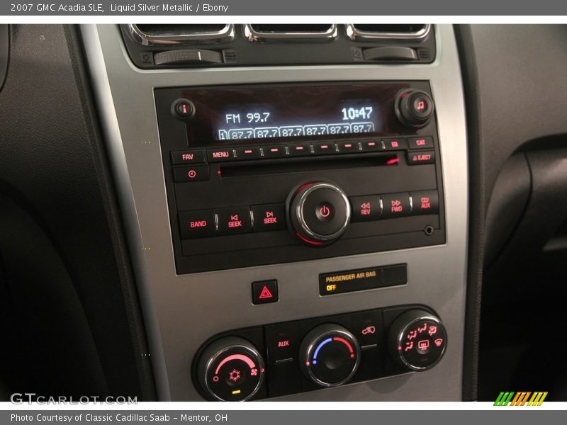 Liquid Silver Metallic / Ebony 2007 GMC Acadia SLE