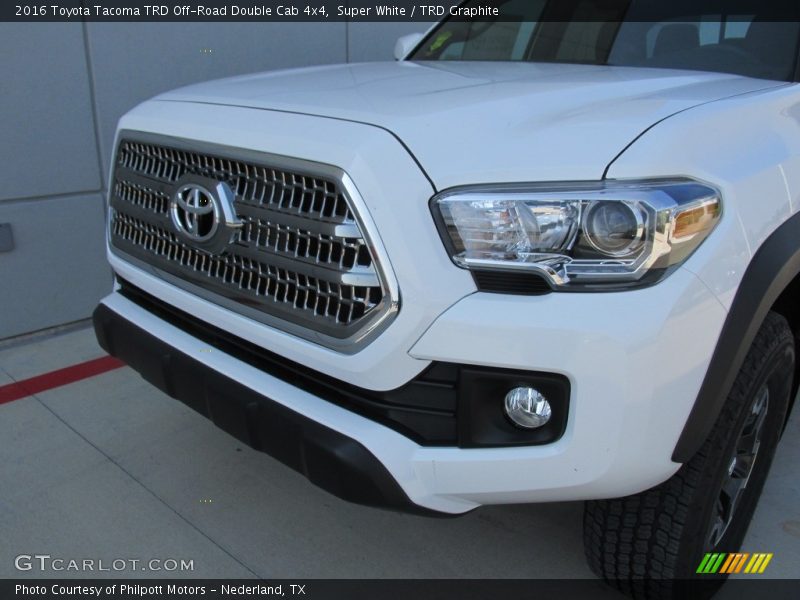 Super White / TRD Graphite 2016 Toyota Tacoma TRD Off-Road Double Cab 4x4
