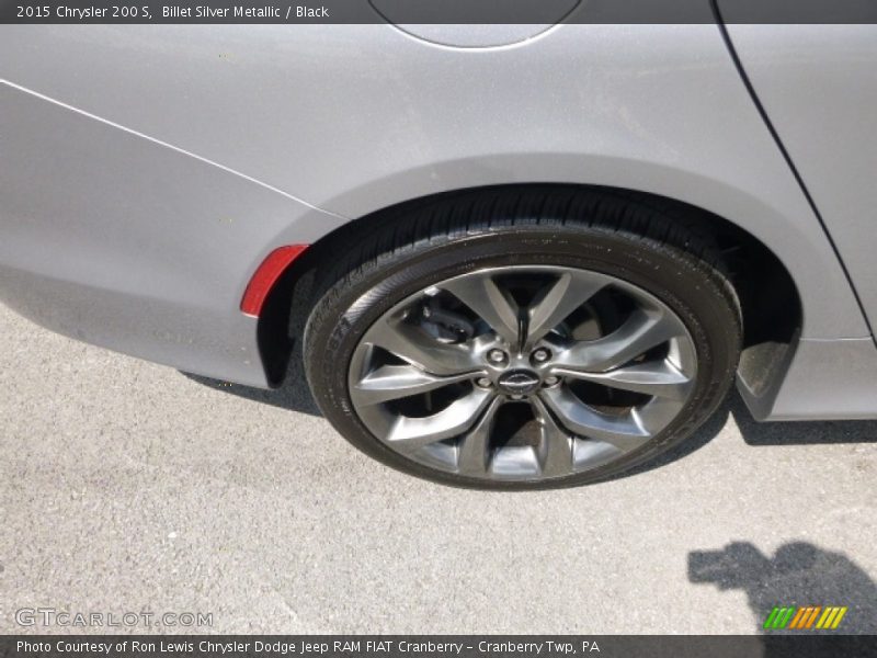 Billet Silver Metallic / Black 2015 Chrysler 200 S