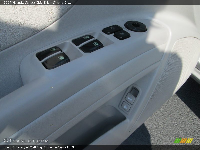 Bright Silver / Gray 2007 Hyundai Sonata GLS