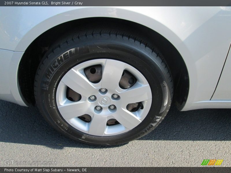 Bright Silver / Gray 2007 Hyundai Sonata GLS