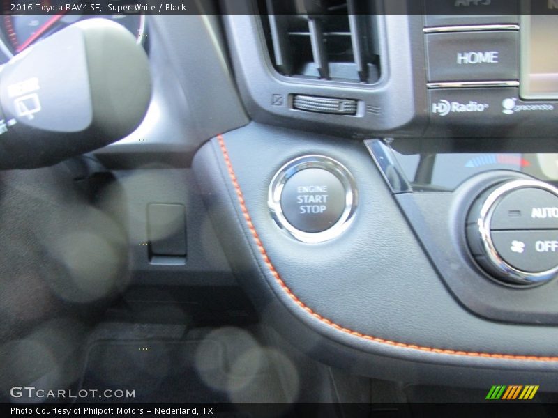 Super White / Black 2016 Toyota RAV4 SE
