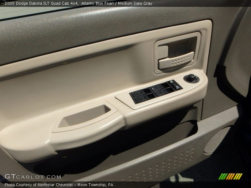 Atlantic Blue Pearl / Medium Slate Gray 2005 Dodge Dakota SLT Quad Cab 4x4