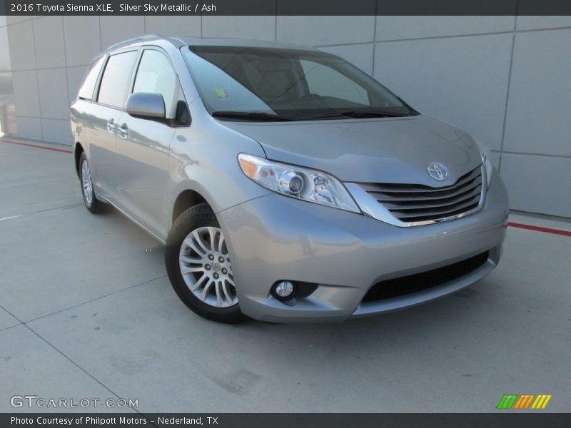 Silver Sky Metallic / Ash 2016 Toyota Sienna XLE