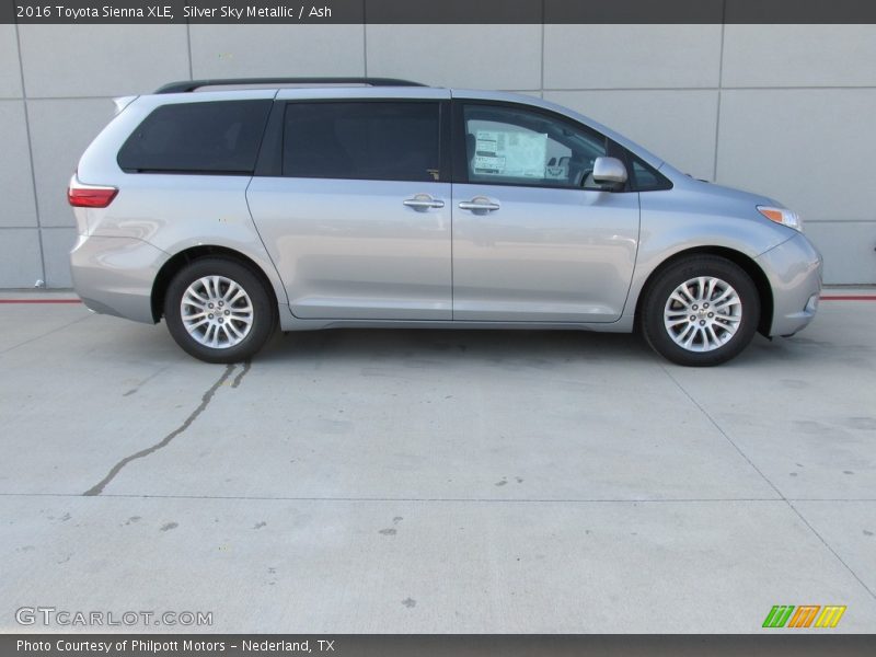 Silver Sky Metallic / Ash 2016 Toyota Sienna XLE