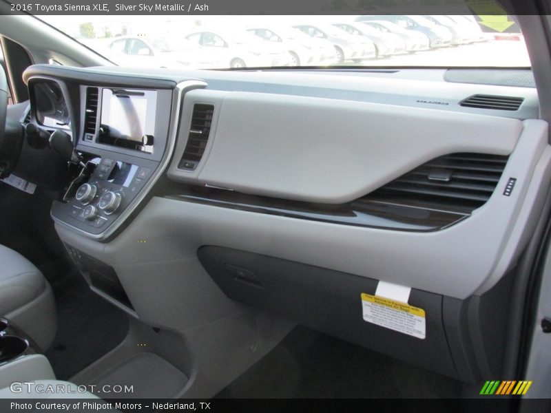 Silver Sky Metallic / Ash 2016 Toyota Sienna XLE