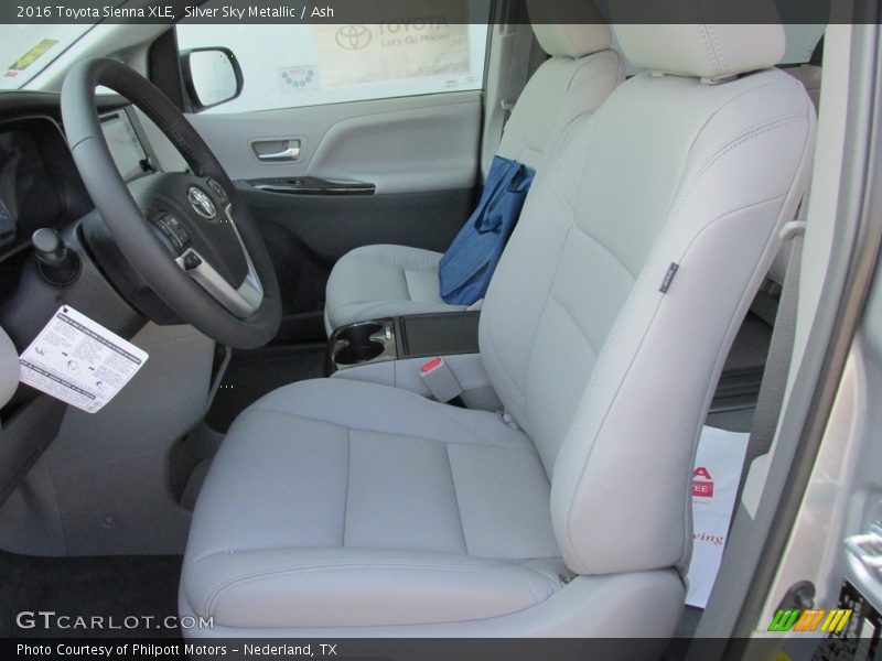 Silver Sky Metallic / Ash 2016 Toyota Sienna XLE
