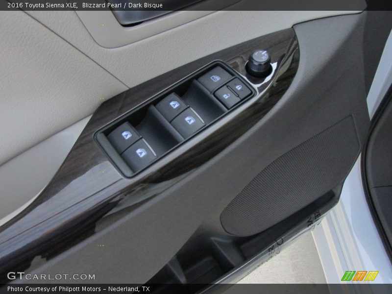 Blizzard Pearl / Dark Bisque 2016 Toyota Sienna XLE