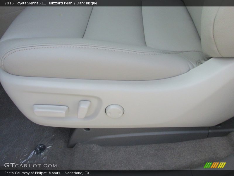 Blizzard Pearl / Dark Bisque 2016 Toyota Sienna XLE