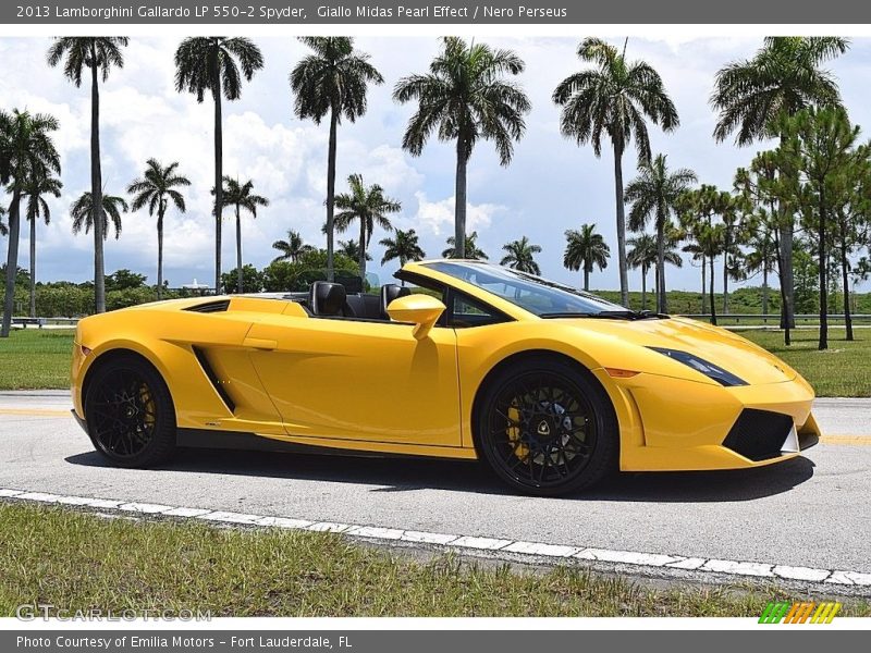 Giallo Midas Pearl Effect / Nero Perseus 2013 Lamborghini Gallardo LP 550-2 Spyder