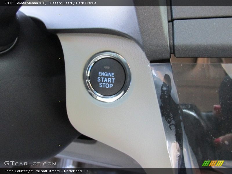 Blizzard Pearl / Dark Bisque 2016 Toyota Sienna XLE
