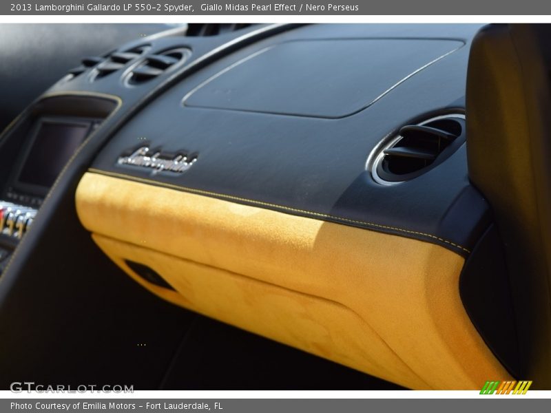 Giallo Midas Pearl Effect / Nero Perseus 2013 Lamborghini Gallardo LP 550-2 Spyder
