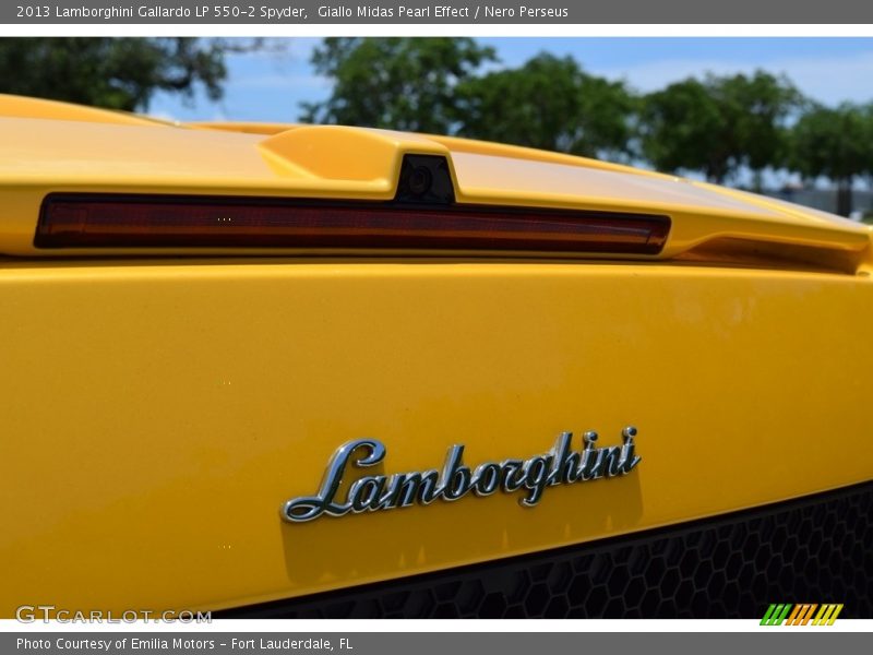 Giallo Midas Pearl Effect / Nero Perseus 2013 Lamborghini Gallardo LP 550-2 Spyder