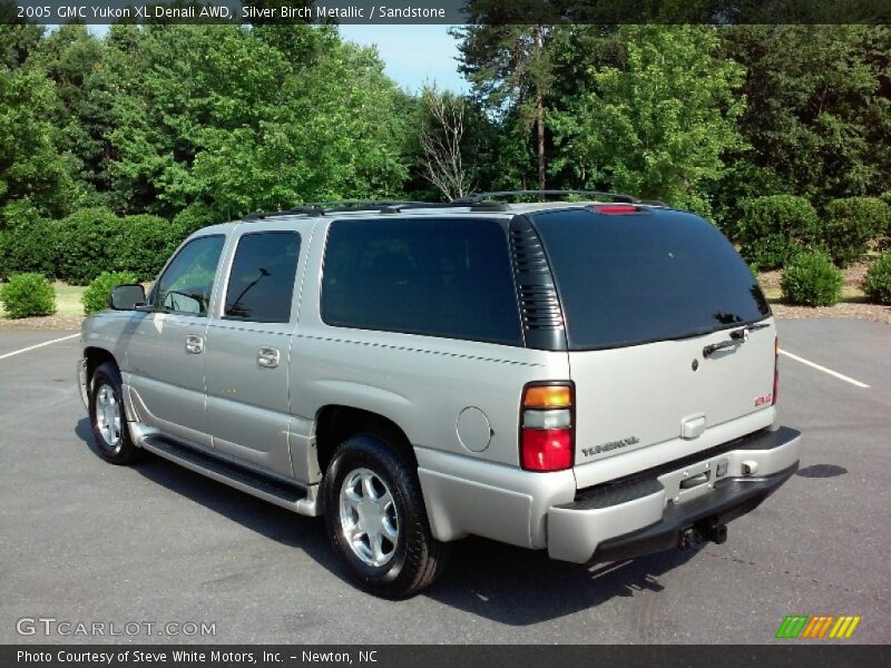 Silver Birch Metallic / Sandstone 2005 GMC Yukon XL Denali AWD