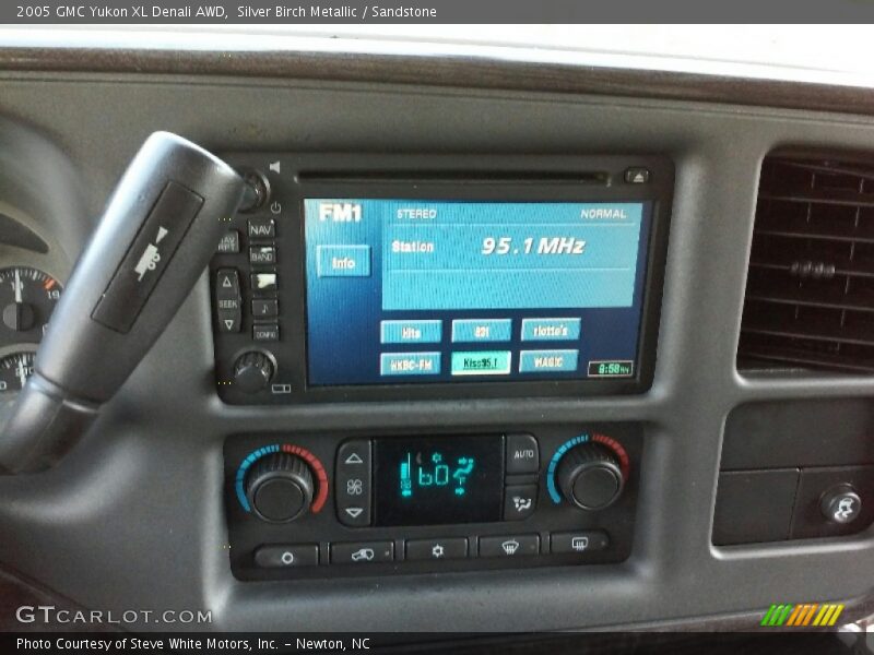 Silver Birch Metallic / Sandstone 2005 GMC Yukon XL Denali AWD