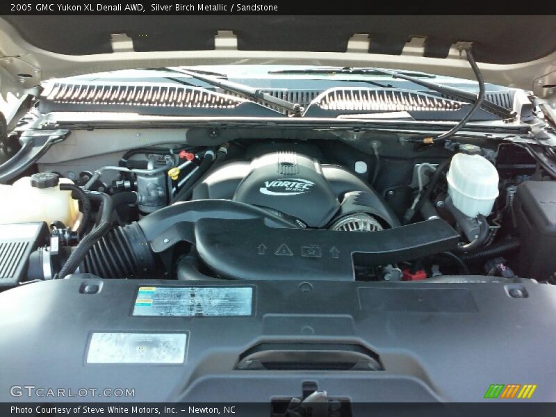 Silver Birch Metallic / Sandstone 2005 GMC Yukon XL Denali AWD