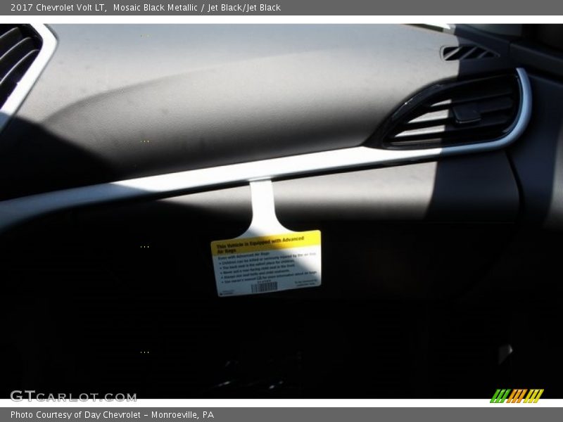 Mosaic Black Metallic / Jet Black/Jet Black 2017 Chevrolet Volt LT