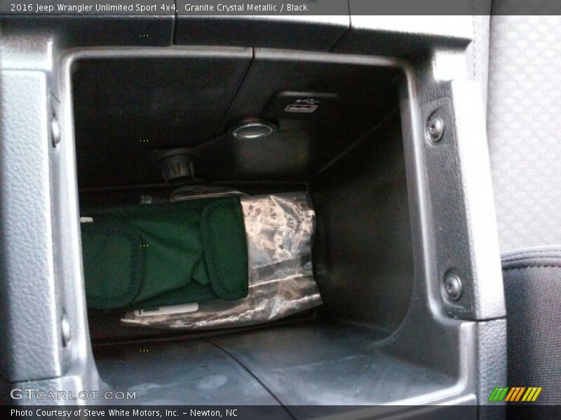 Granite Crystal Metallic / Black 2016 Jeep Wrangler Unlimited Sport 4x4