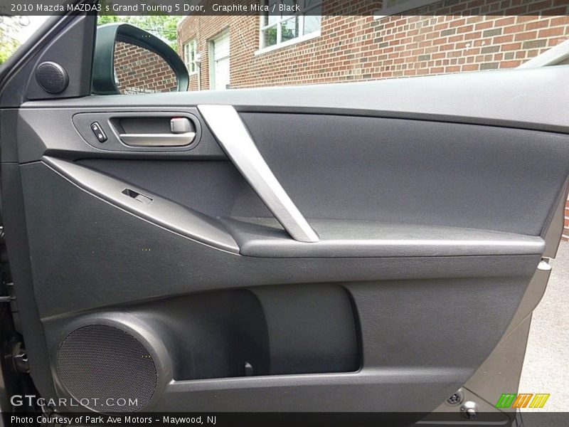 Graphite Mica / Black 2010 Mazda MAZDA3 s Grand Touring 5 Door