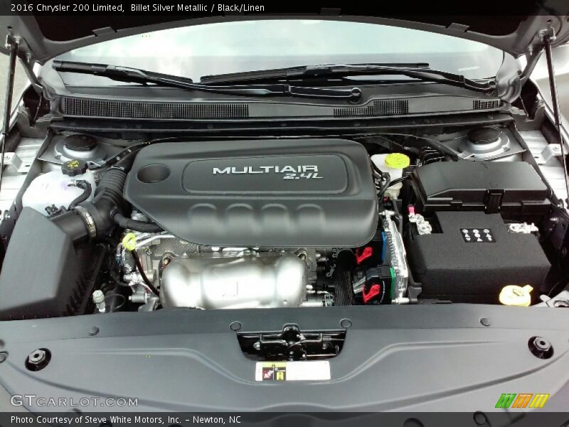 Billet Silver Metallic / Black/Linen 2016 Chrysler 200 Limited