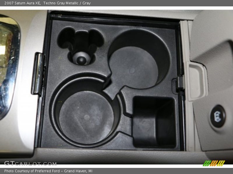 Techno Gray Metallic / Gray 2007 Saturn Aura XE