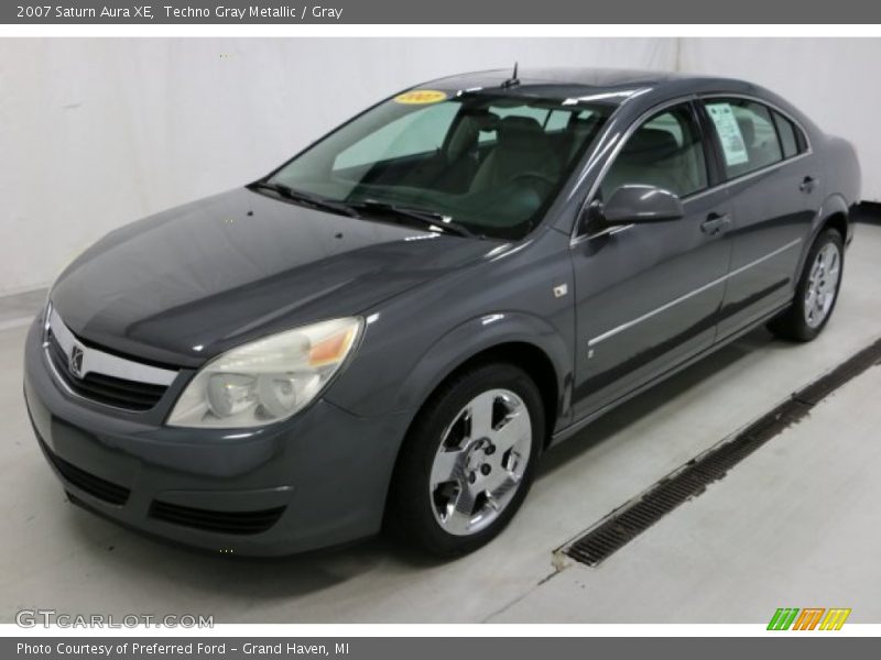 Techno Gray Metallic / Gray 2007 Saturn Aura XE