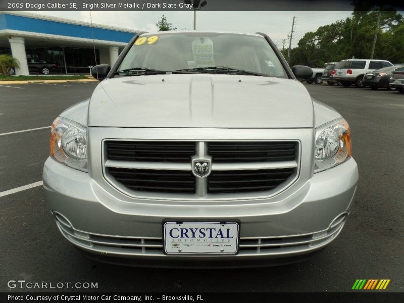 Bright Silver Metallic / Dark Slate Gray 2009 Dodge Caliber SE