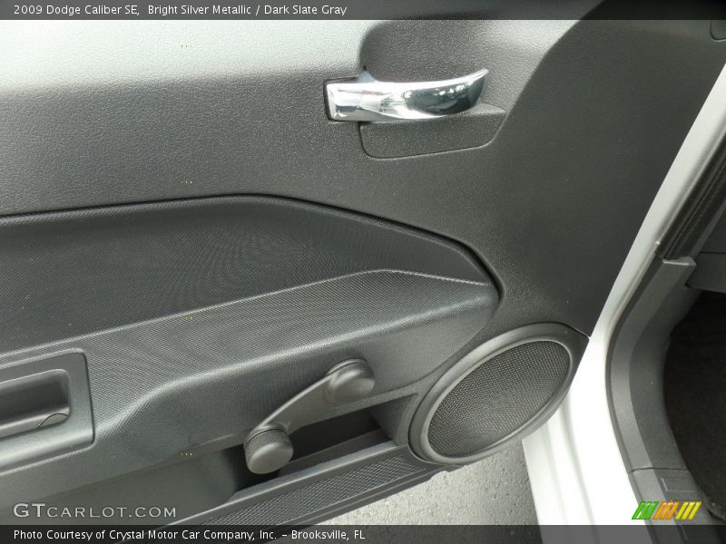 Bright Silver Metallic / Dark Slate Gray 2009 Dodge Caliber SE