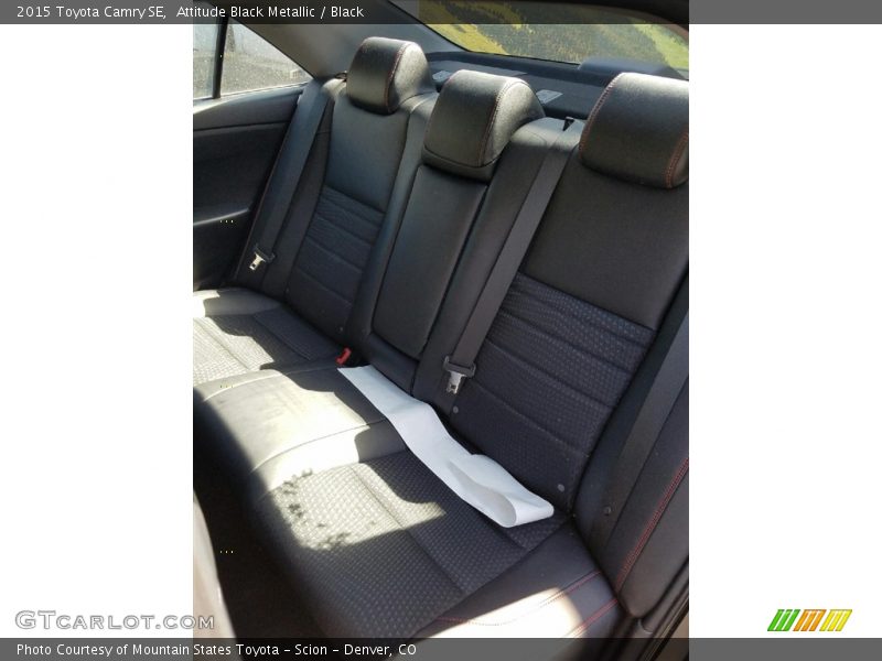 Attitude Black Metallic / Black 2015 Toyota Camry SE