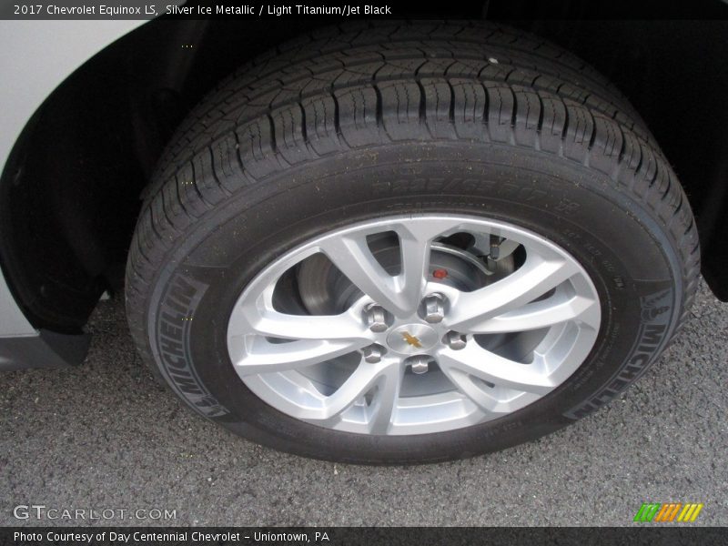 Silver Ice Metallic / Light Titanium/Jet Black 2017 Chevrolet Equinox LS