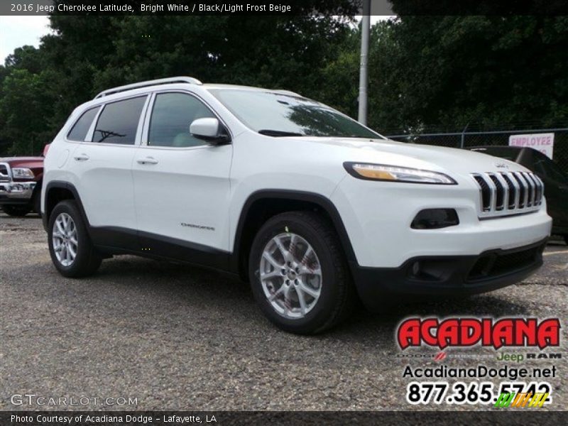 Bright White / Black/Light Frost Beige 2016 Jeep Cherokee Latitude