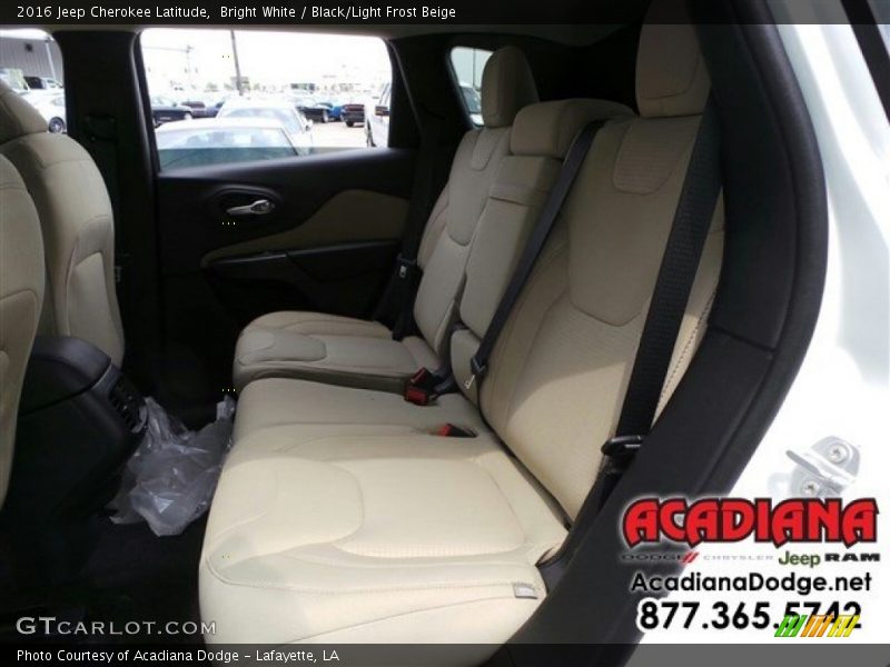 Bright White / Black/Light Frost Beige 2016 Jeep Cherokee Latitude