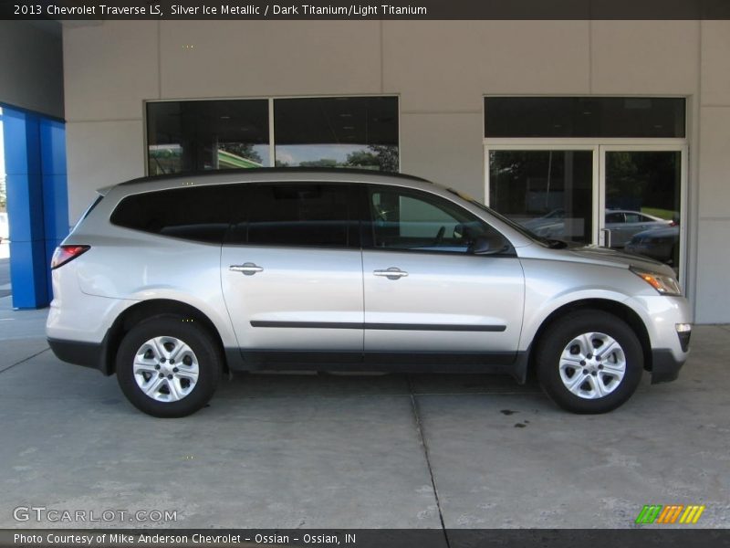Silver Ice Metallic / Dark Titanium/Light Titanium 2013 Chevrolet Traverse LS
